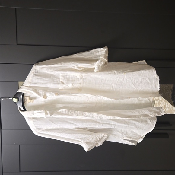 St. Johns Bay Button Down - Picture 2 of 4